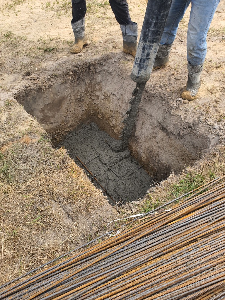 On-Site Volumetric Readymix Concrete Pouring Harrow