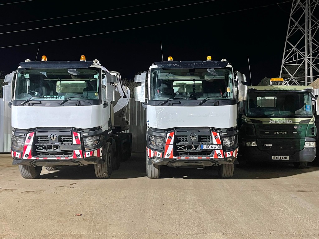 Renault Volumetric Readymix Concrete Mixer Truck Side View Harrow
